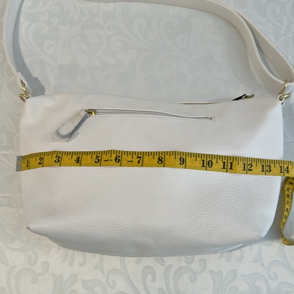 NWOT Steve Madden White Shoulder Bag. - Picture 8 of 11